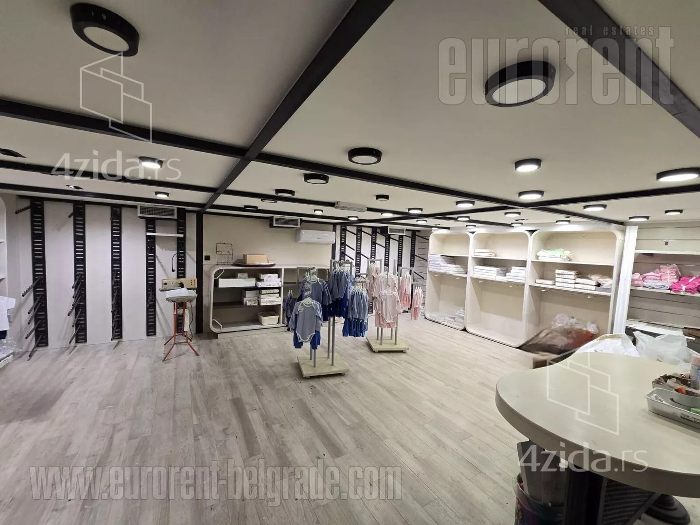 Poslovni prostor | 4zida