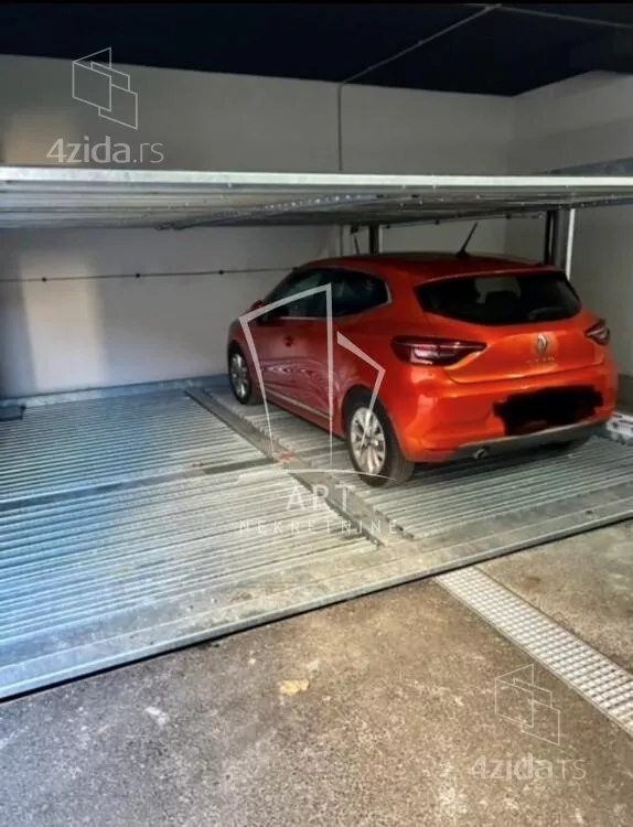 Garaža | 4zida