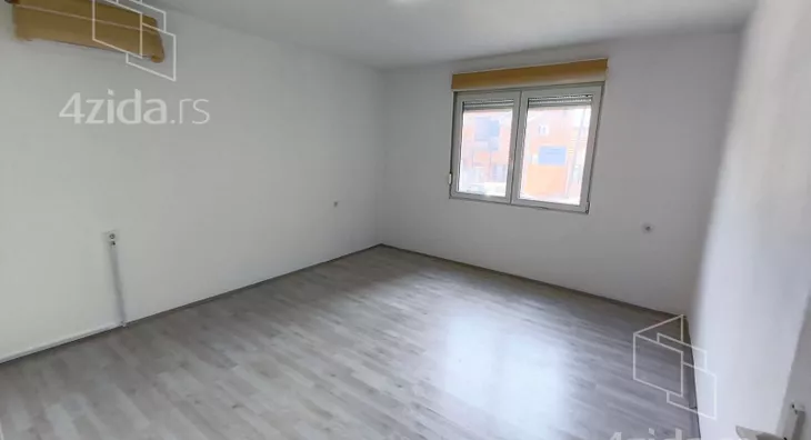 Jednosoban stan za izdavanje, Čarnojevića, 200€, 30m² - stampaj