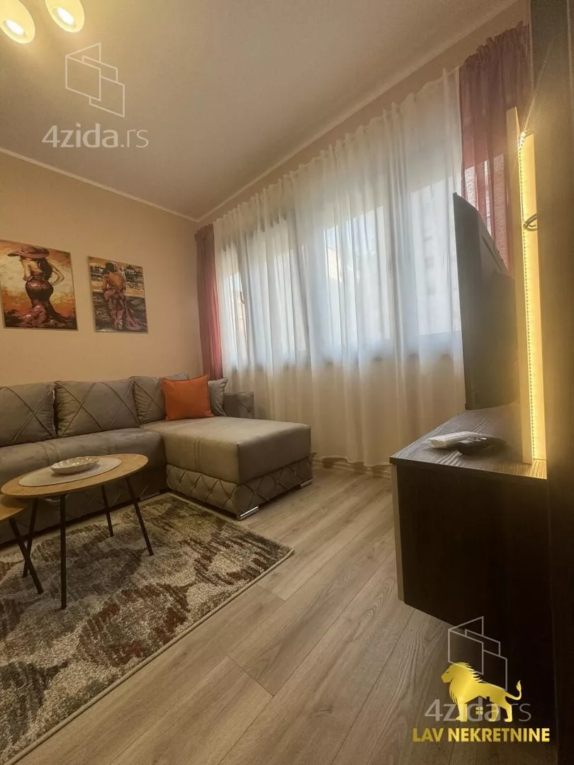 Garsonjera | 4zida