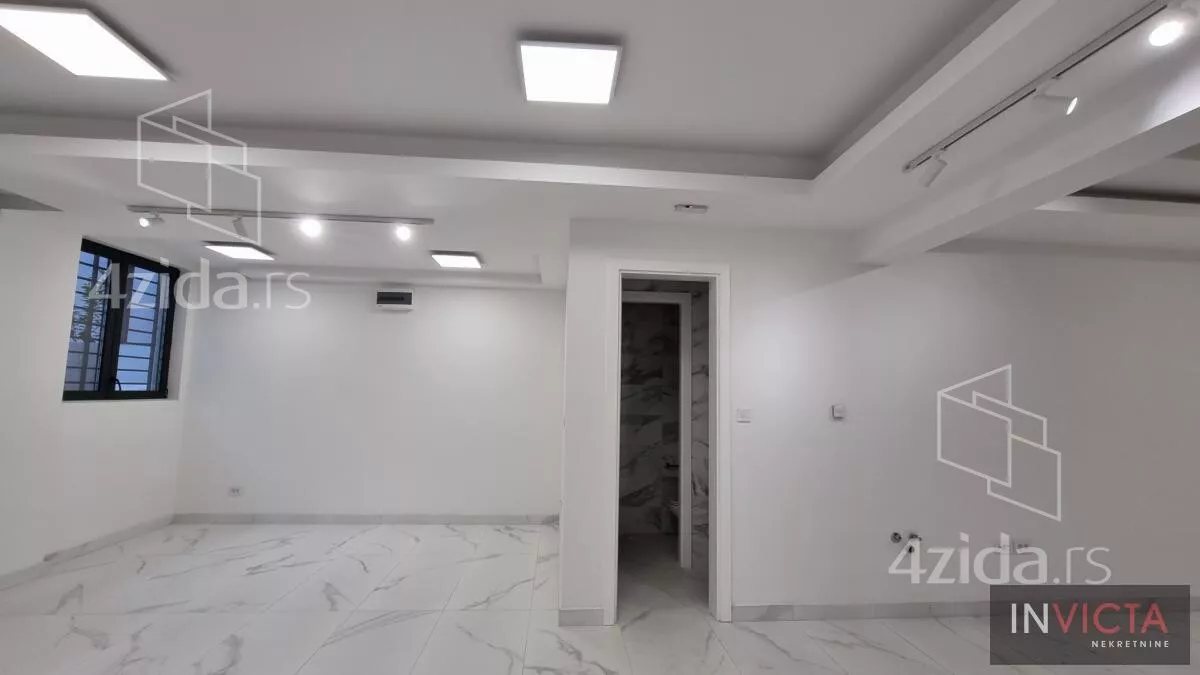 Poslovni prostor | 4zida