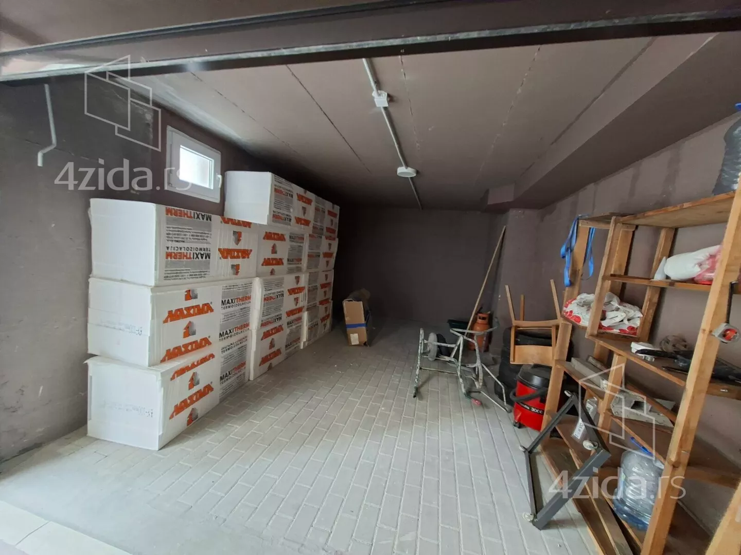 Garaža | 4zida