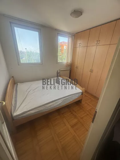 17. oktobra | 4zida.rs