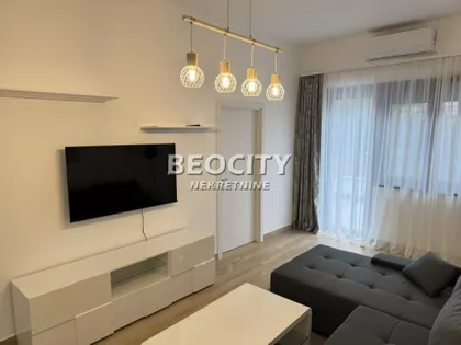 Albanske spomenice | 4zida.rs