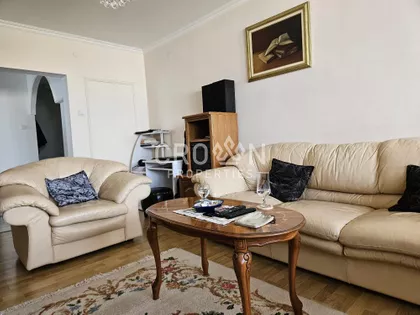 Prvomajska | 4zida.rs