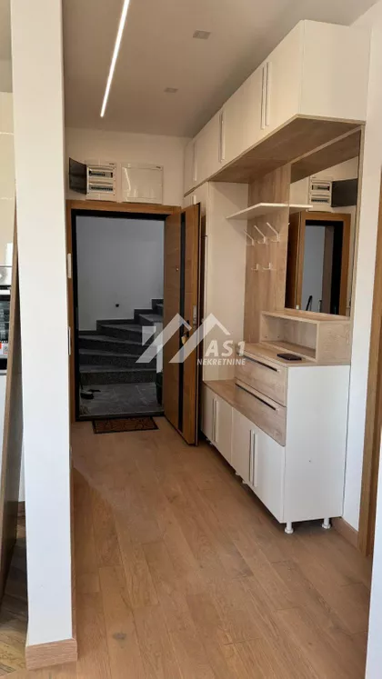 Sremska Kamenica | 4zida.rs