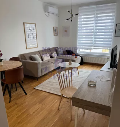 Cara Dušana | 4zida.rs