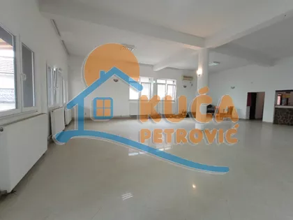 Pasi poljana | 4zida.rs