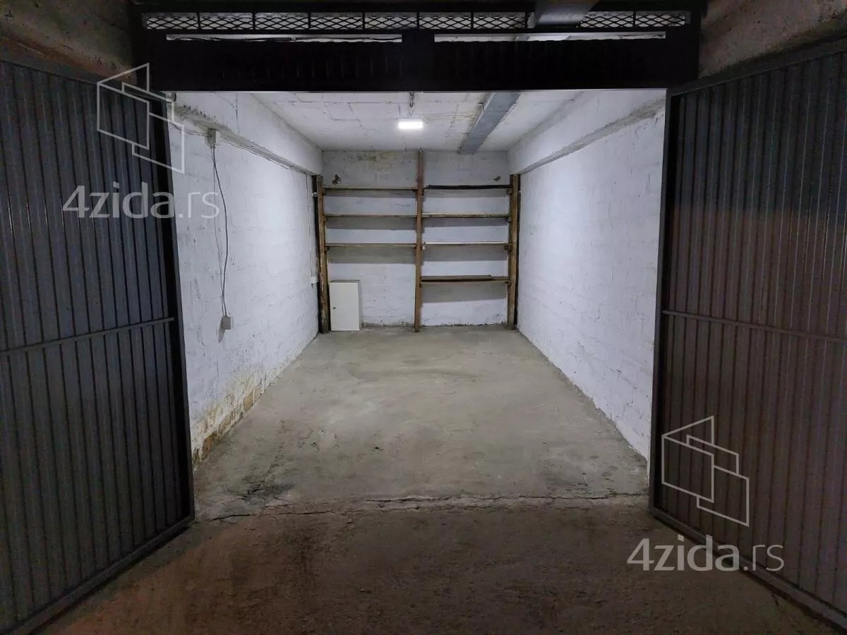 Garaža/Parking | 4zida