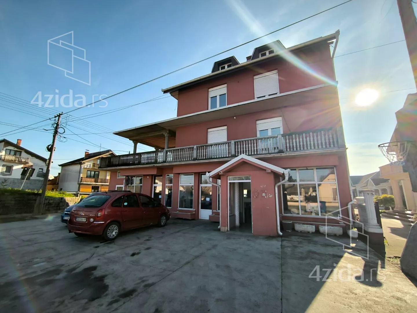 4-etažna kuća | 4zida