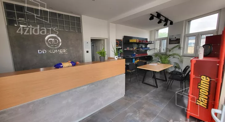 Poslovni prostor | 4zida