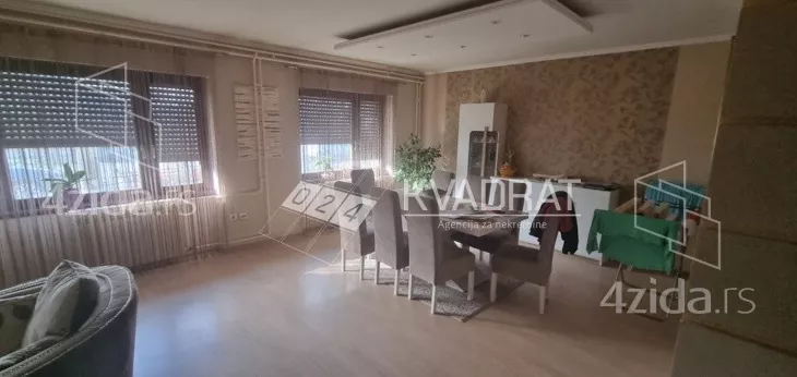 3-etažna kuća | 4zida