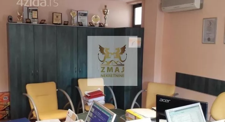 Poslovni prostor | 4zida