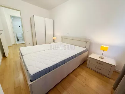 Uroša Martinovića | 4zida.rs