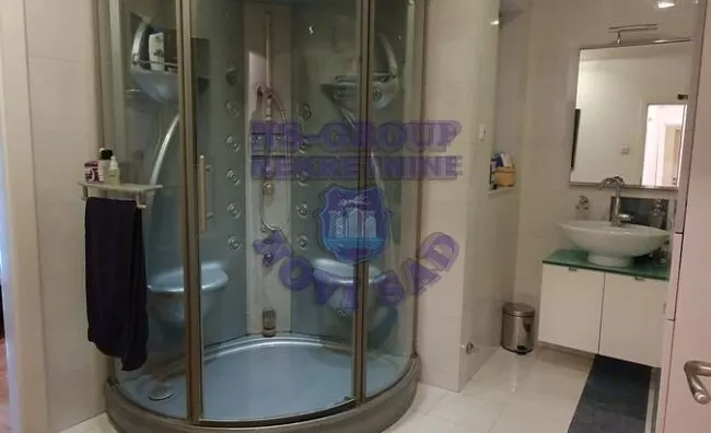 Petoiposoban stan | 4zida