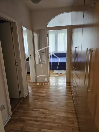Raljska | 4zida.rs