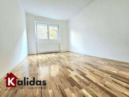 Cara Dušana | 4zida.rs