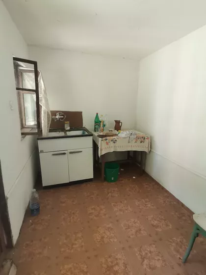 Peti Kvart | 4zida.rs