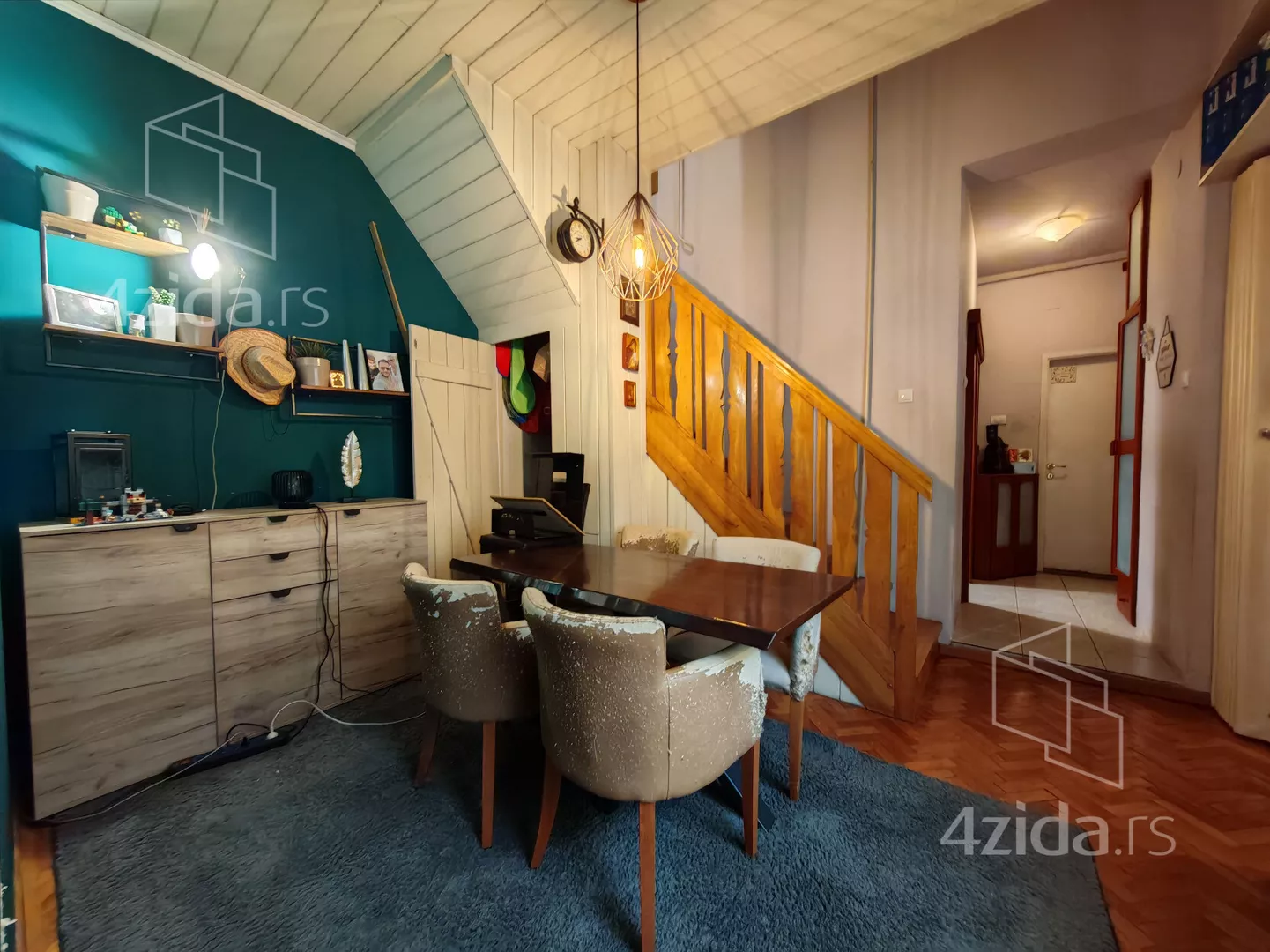 Troiposoban stan | 4zida