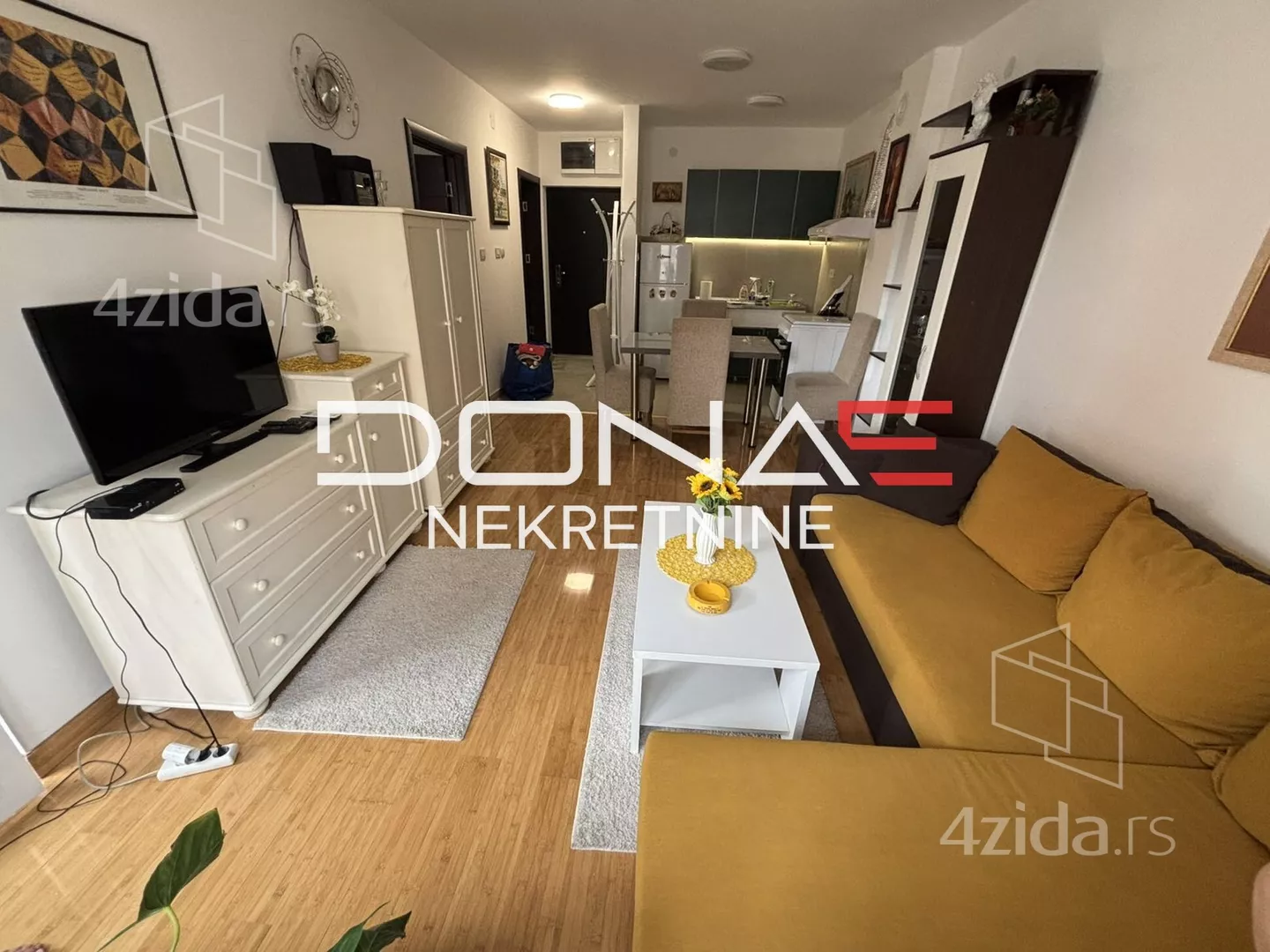 Jednoiposoban stan | 4zida