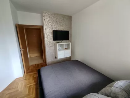 Teodora Pavlovića 36 | 4zida.rs