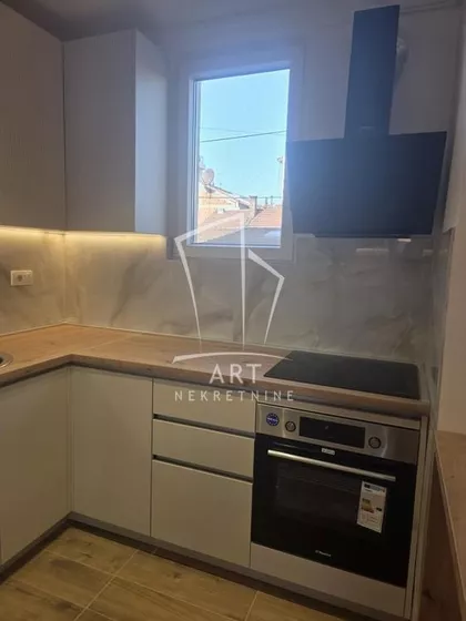 Braće Ribnikar | 4zida.rs