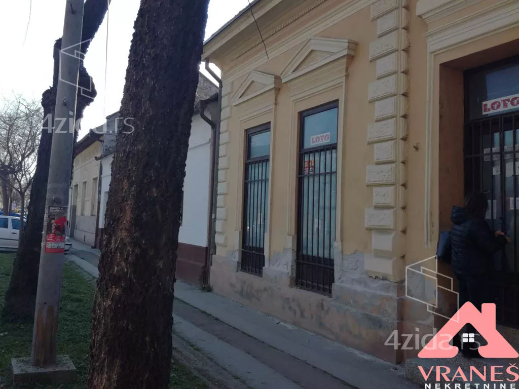Poslovni prostor | 4zida