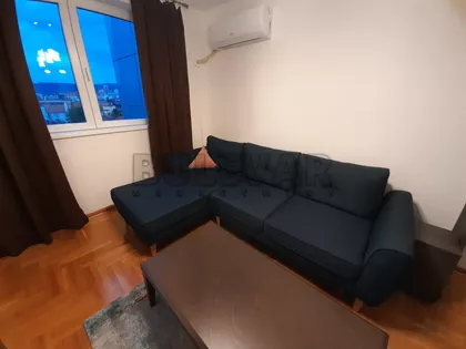 Cara Dušana | 4zida.rs