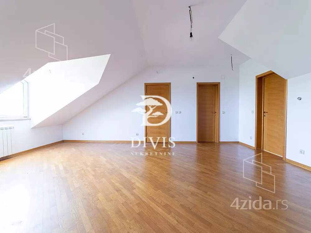 4-etažna kuća | 4zida
