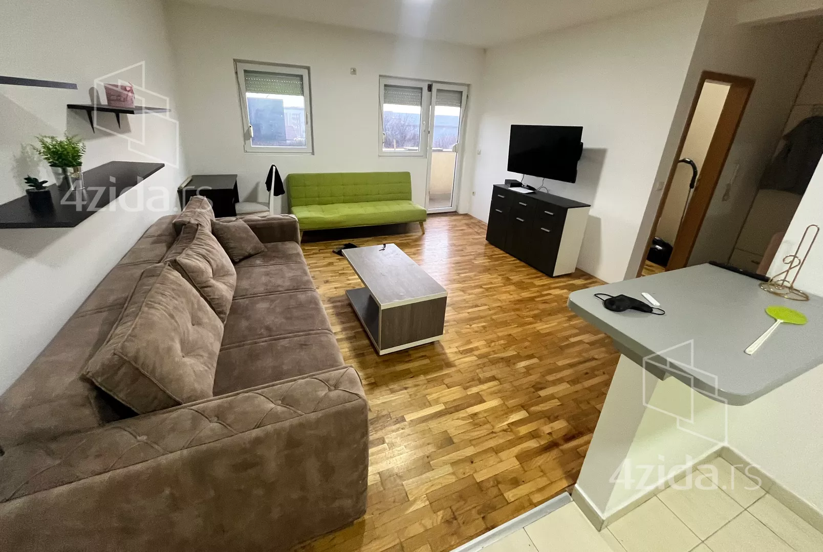 Jednoiposoban stan | 4zida