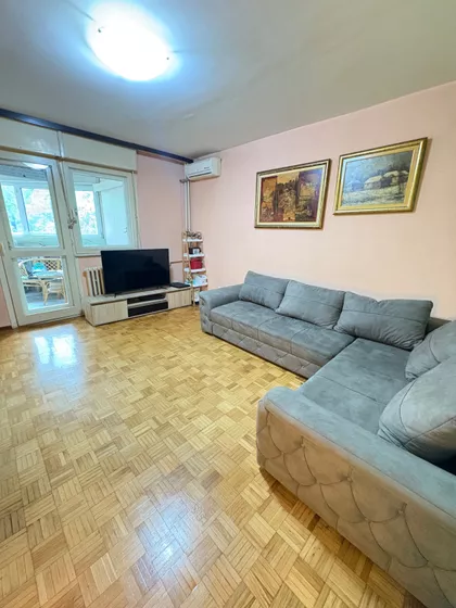 Prvomajska 33 | 4zida.rs