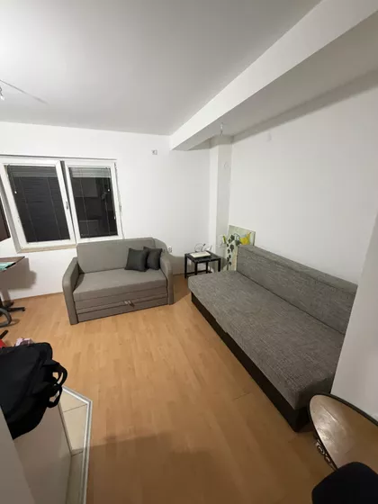 Božane Prpić | 4zida.rs