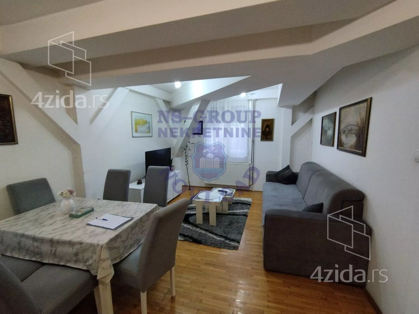 Dvoiposoban stan | 4zida