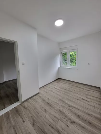 Karađorđeva 18 | 4zida.rs