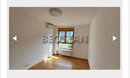 Tadije Sondermajera | 4zida.rs