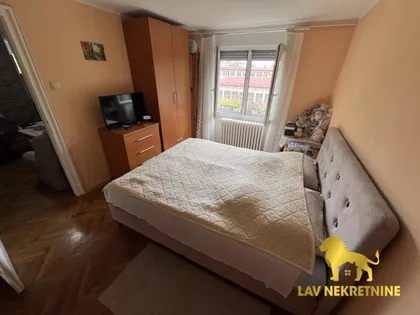 MOLIJEROVA | 4zida.rs