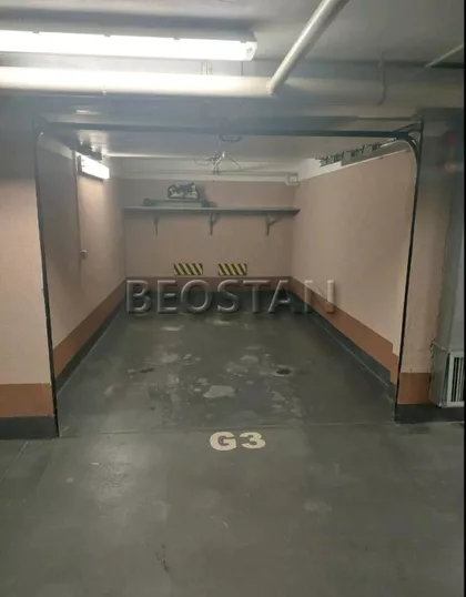 Skerlićeva | 4zida.rs