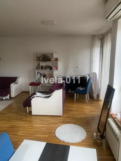 Južni Bulevar | 4zida.rs
