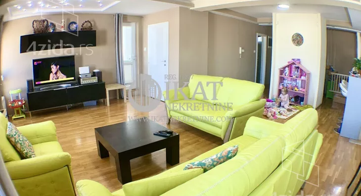 Četvorosoban stan | 4zida