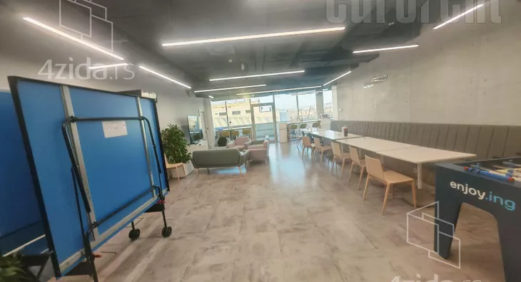 Poslovni prostor | 4zida