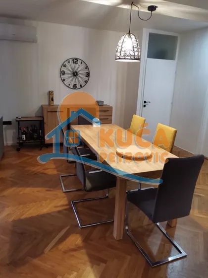 Sinđelićev trg | 4zida.rs