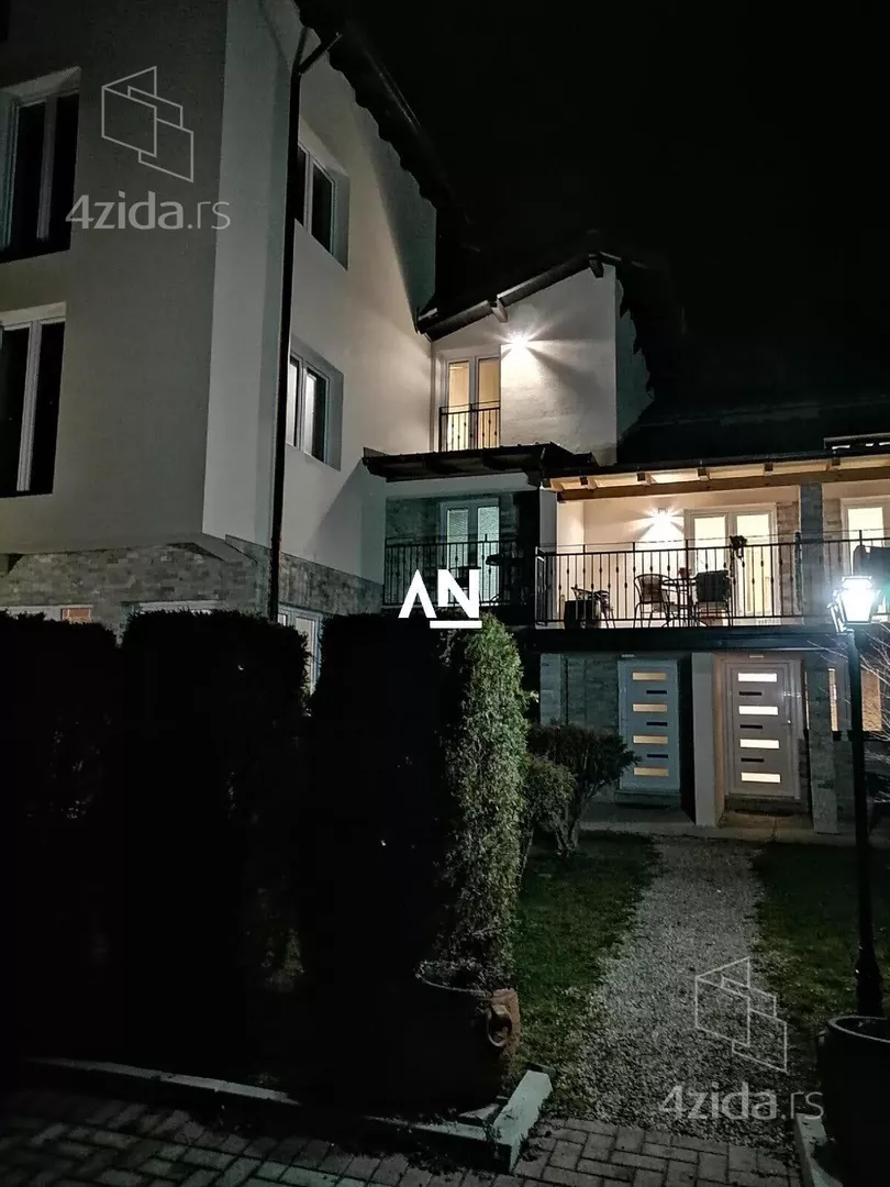 4-etažna kuća | 4zida