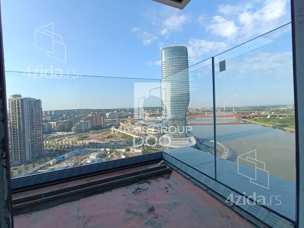 Četvoroiposoban stan | 4zida