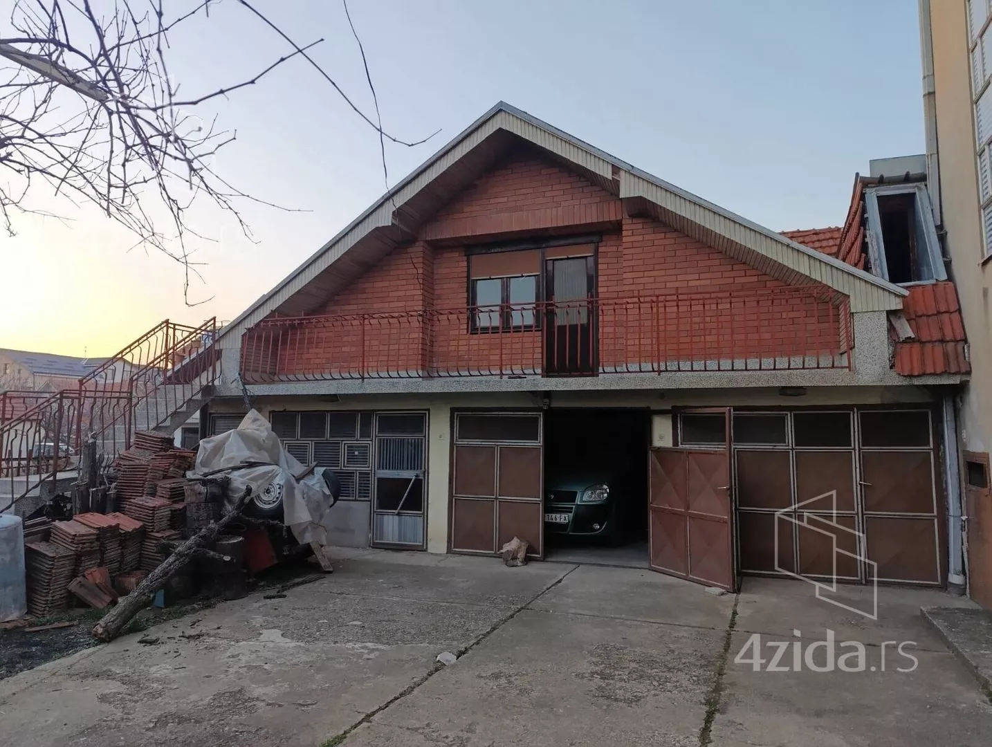 3-etažna kuća | 4zida