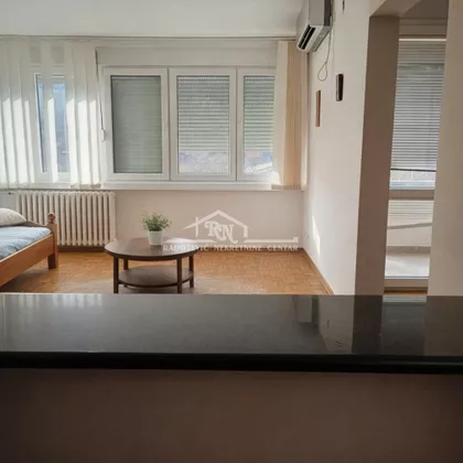 16. oktobra | 4zida.rs