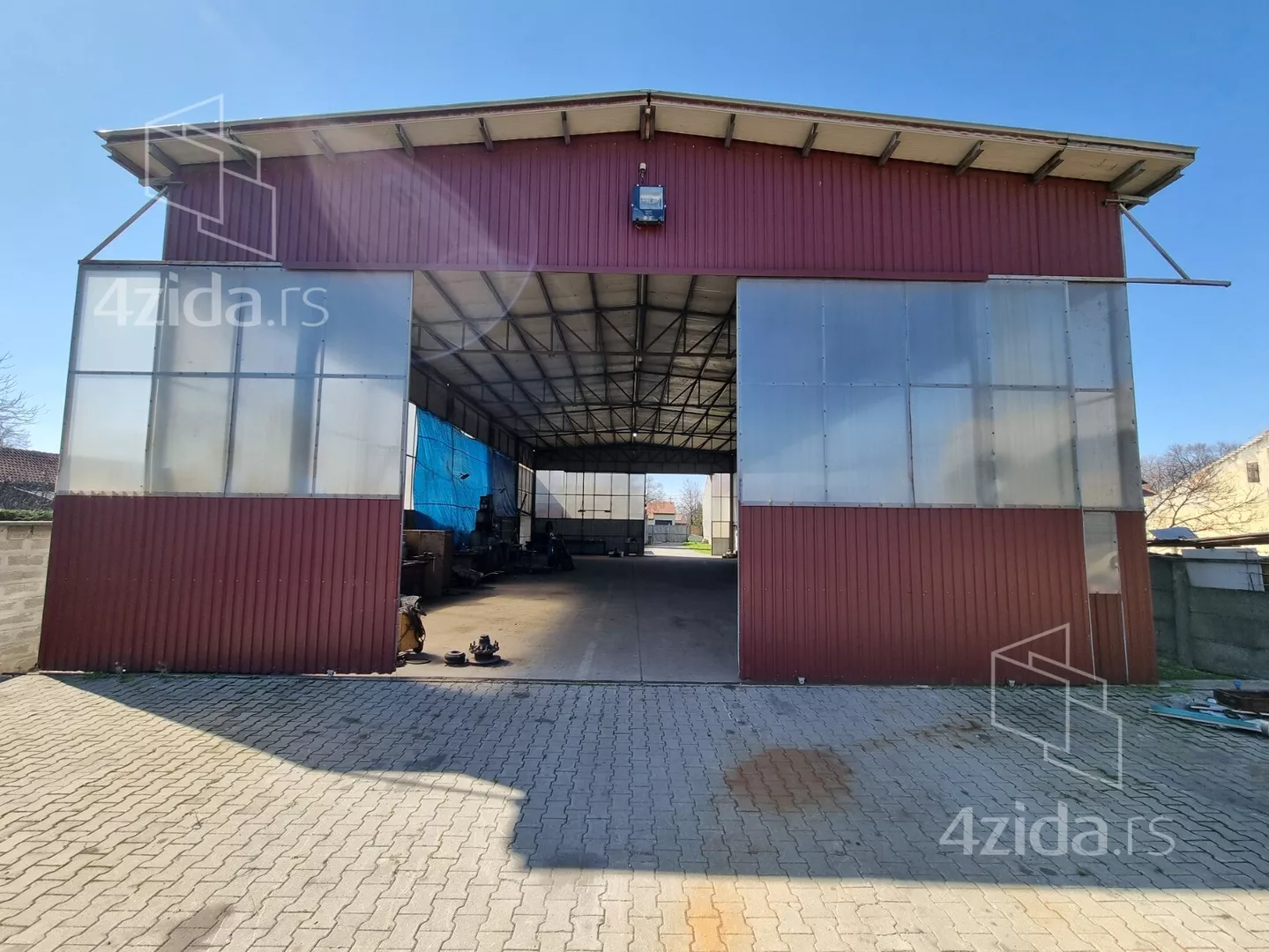 Hala | 4zida