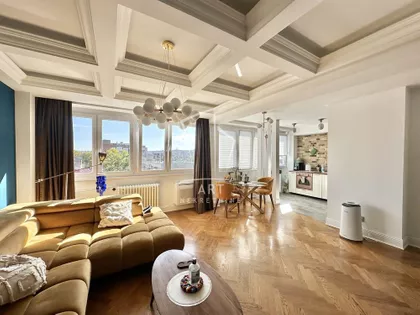 Ustanička | 4zida.rs