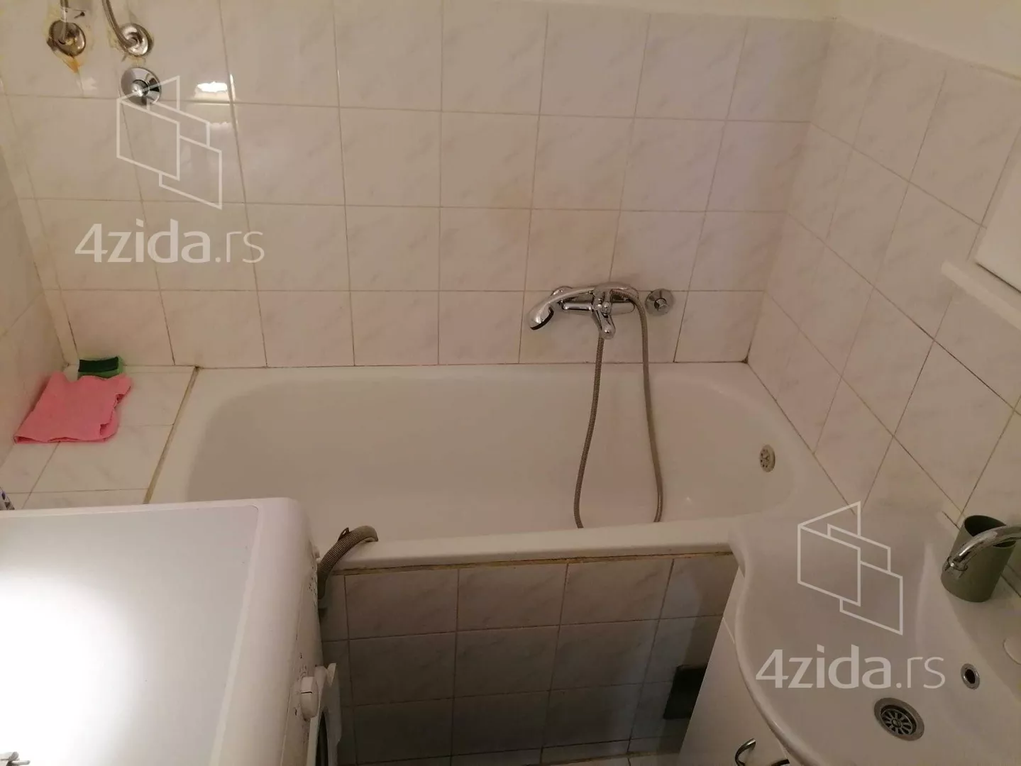Garsonjera | 4zida