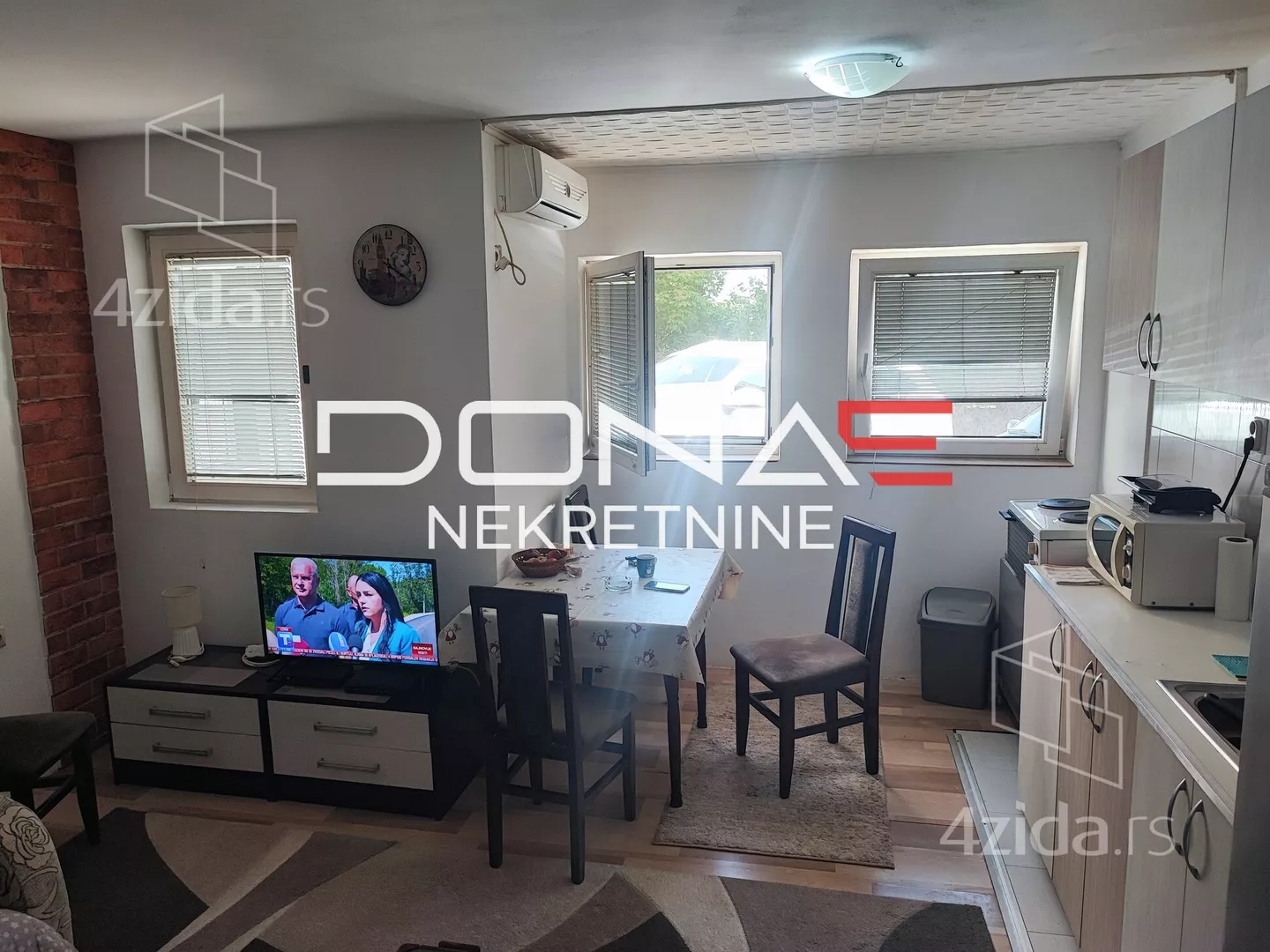 Jednoiposoban stan | 4zida