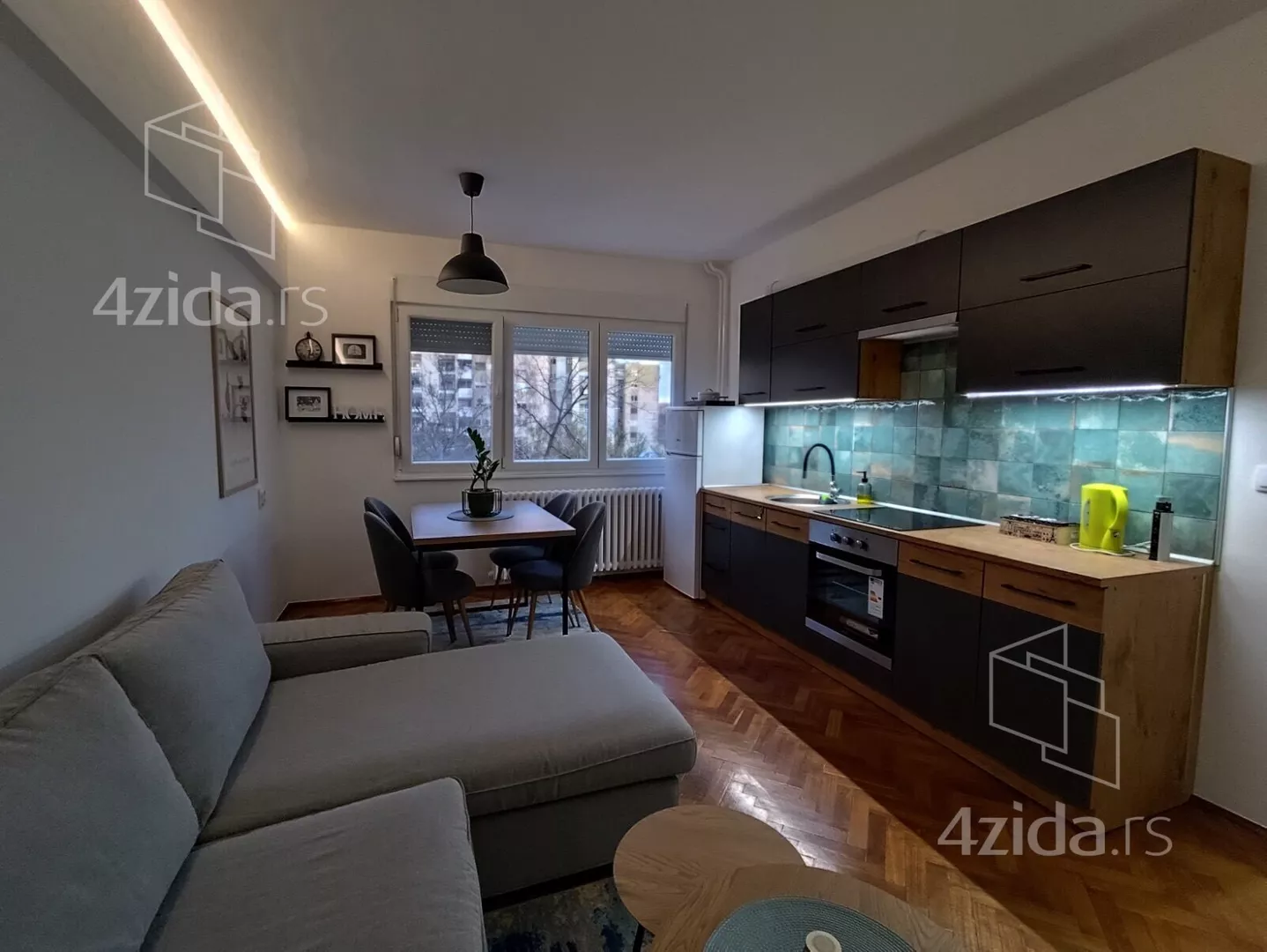 Dvoiposoban stan | 4zida